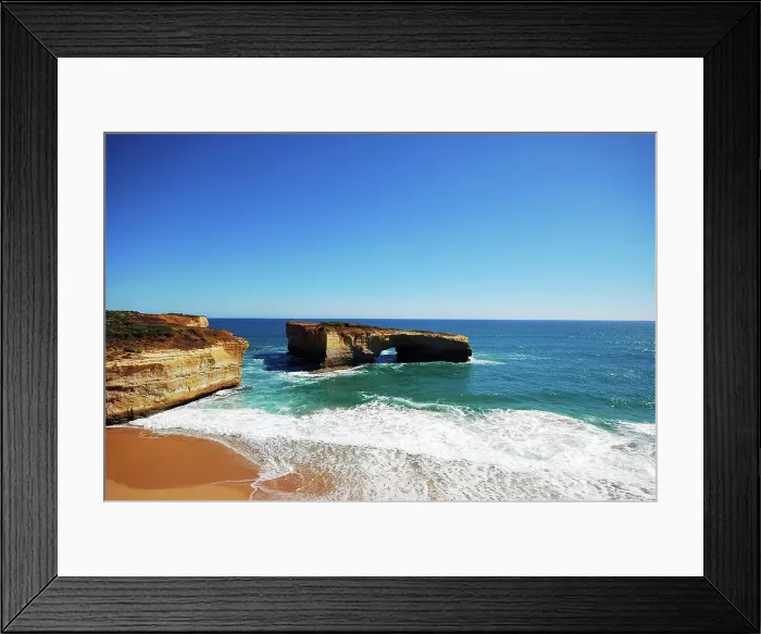 Framed Print : London Bridge on Great Ocean Framed Print : London Bridge on Great Ocean