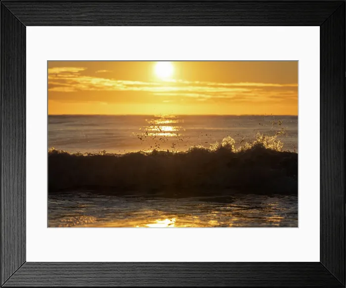 Framed Print : beach vibe