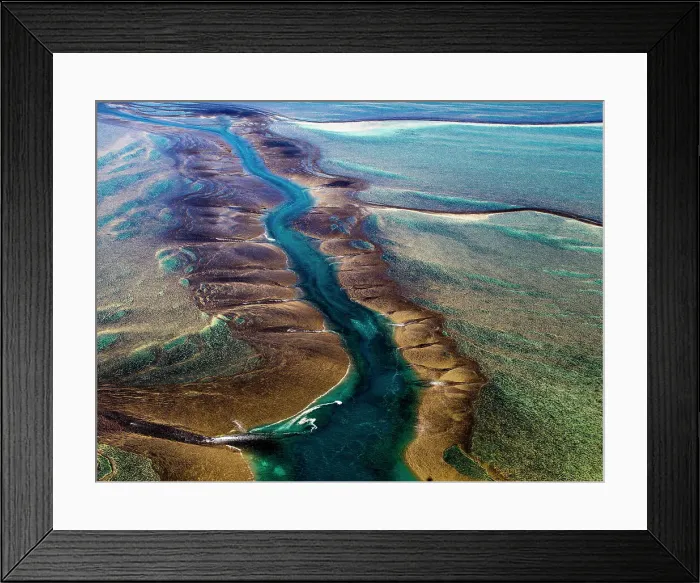 Framed Print : Montgomery Reef