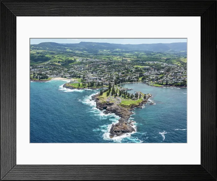 Framed Print : Kiama. Aerial view of Kiama, NSW, Australia Framed Print : Kiama. Aerial view of Kiama, NSW, Australia
