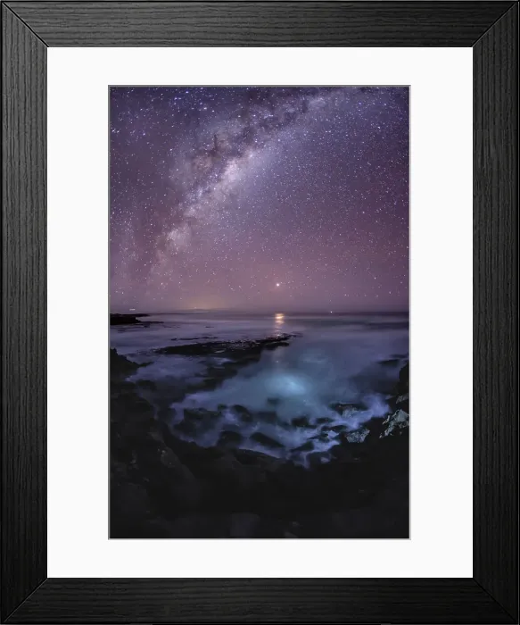 Framed Print : Planet Mars rising in the east, the Milky Way overhead and the night sky over the Southern Ocean. Eyre Peninsula. South Australia Framed Print : Planet Mars rising in the east, the Milky Way overhead and the night sky over the Southern Ocean. Eyre Peninsula. South Australia