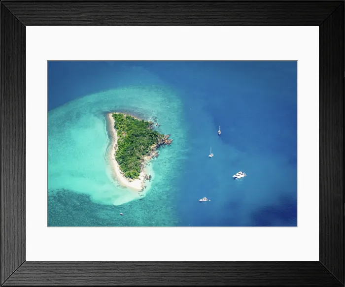 Framed Print : Whitsundays, island from above. Queensland, Australia Framed Print : Whitsundays, island from above. Queensland, Australia
