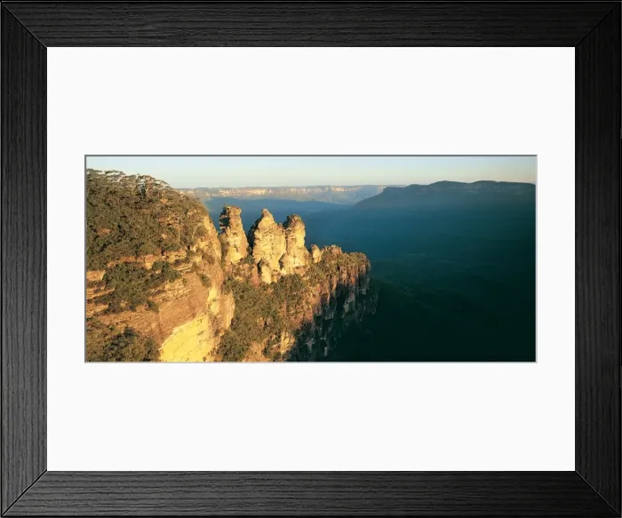 Framed Print : Katoomba, Blue Mountains, New South Wales, Australia Framed Print : Katoomba, Blue Mountains, New South Wales, Australia