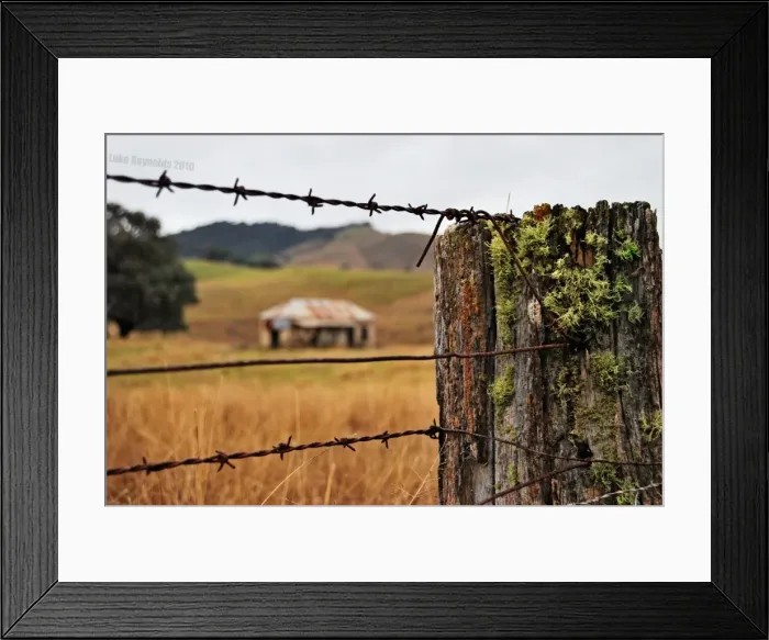 Framed Print : Lonely farm house Framed Print : Lonely farm house