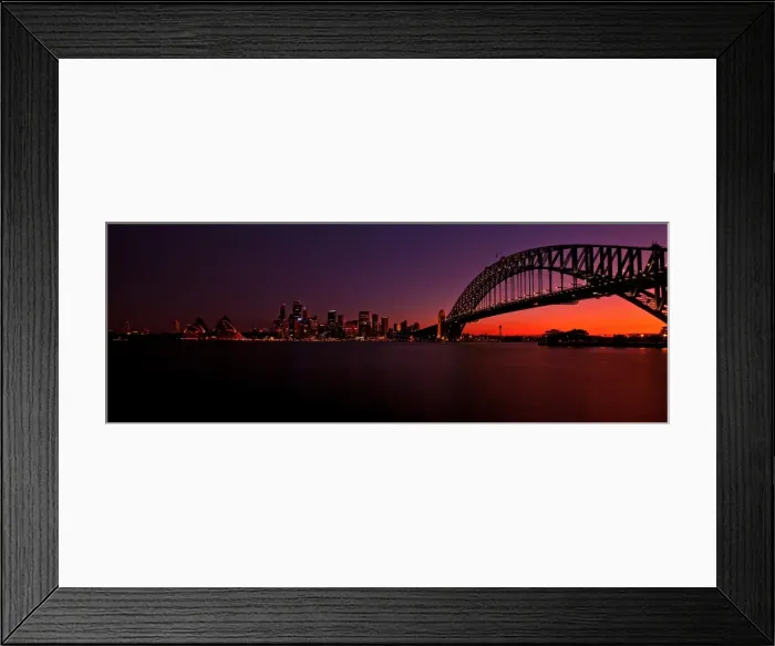 Framed Print : Sydney Harbour at Dusk