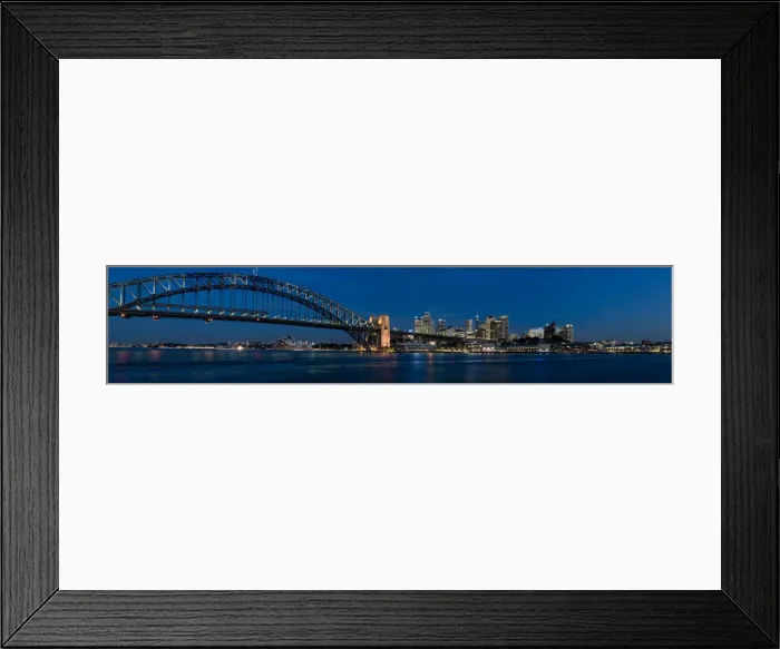 Framed Print : Sydney Harbor at Dusk