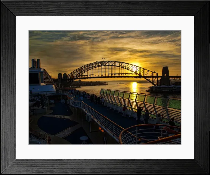 Framed Print : Sydney harbour bridge at sunrise Framed Print : Sydney harbour bridge at sunrise