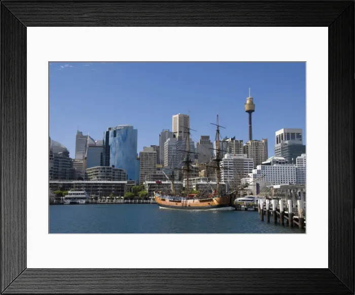 Framed Print : Sydney skyline, Darling Harbour