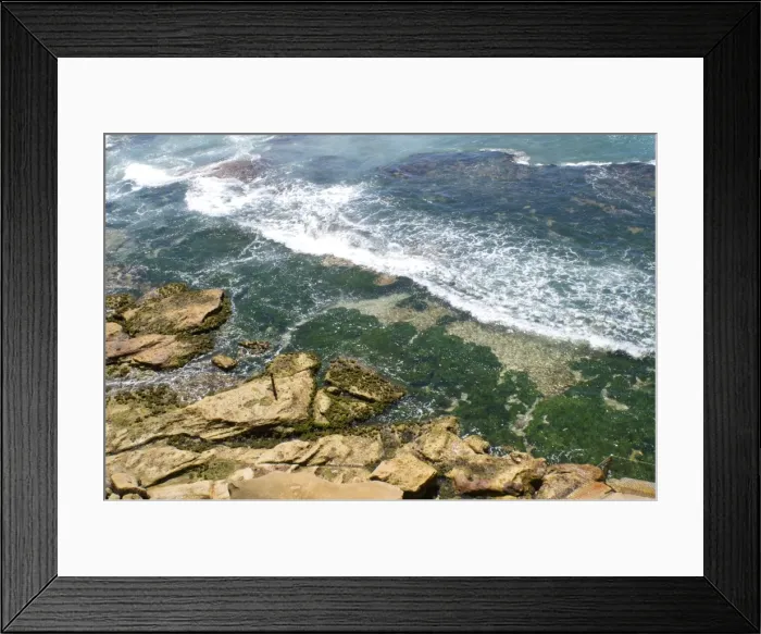 Framed Print : Rocky coastline, Bondi