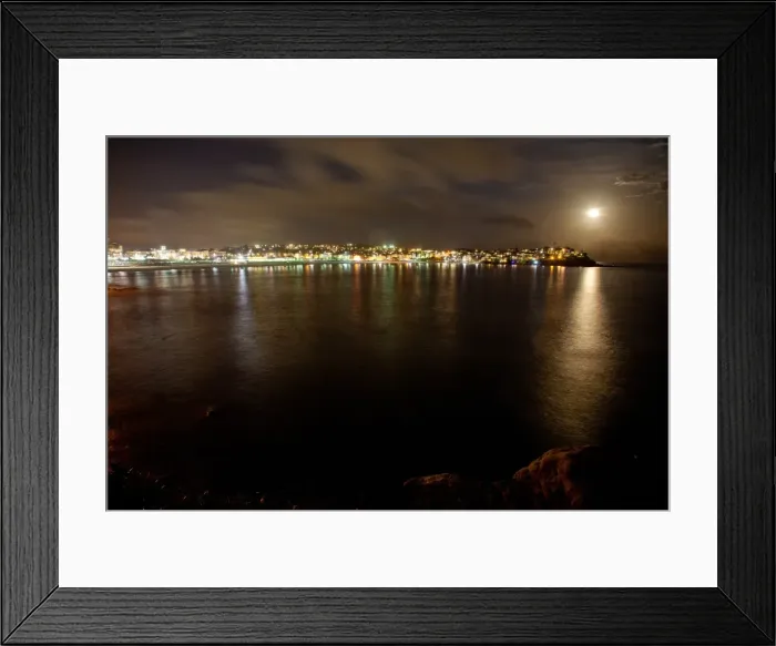 Framed Print : Moon rise over Bondi Framed Print : Moon rise over Bondi