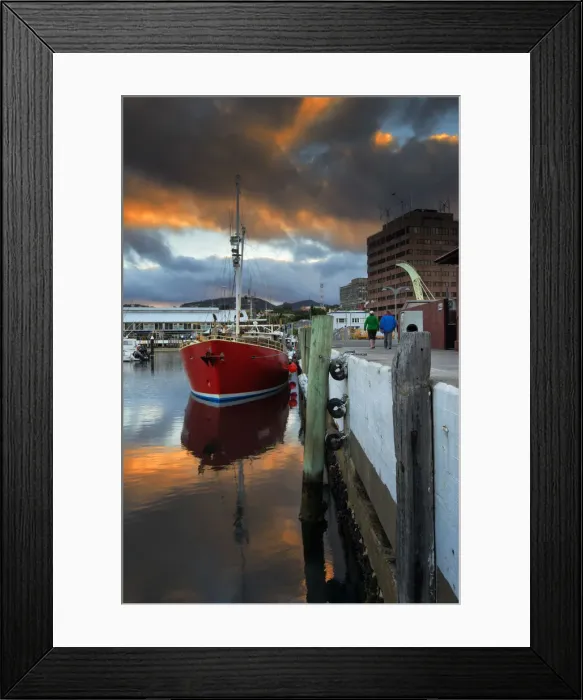 Framed Print : Dusk at Hobart, Tasmania Framed Print : Dusk at Hobart, Tasmania