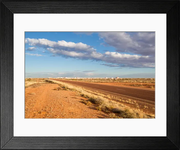Framed Print : Stuart Highway. Coober Pedy. South Australia Framed Print : Stuart Highway. Coober Pedy. South Australia