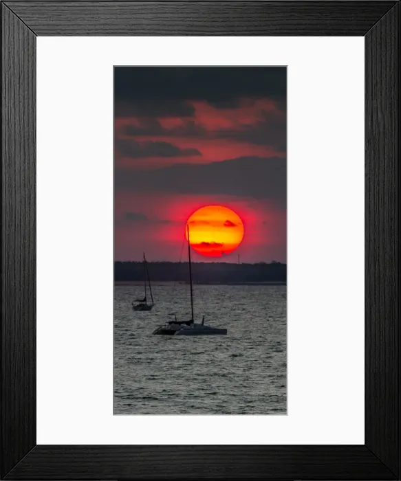 Framed Print : Big Sun over Fannie Bay, NT Framed Print : Big Sun over Fannie Bay, NT