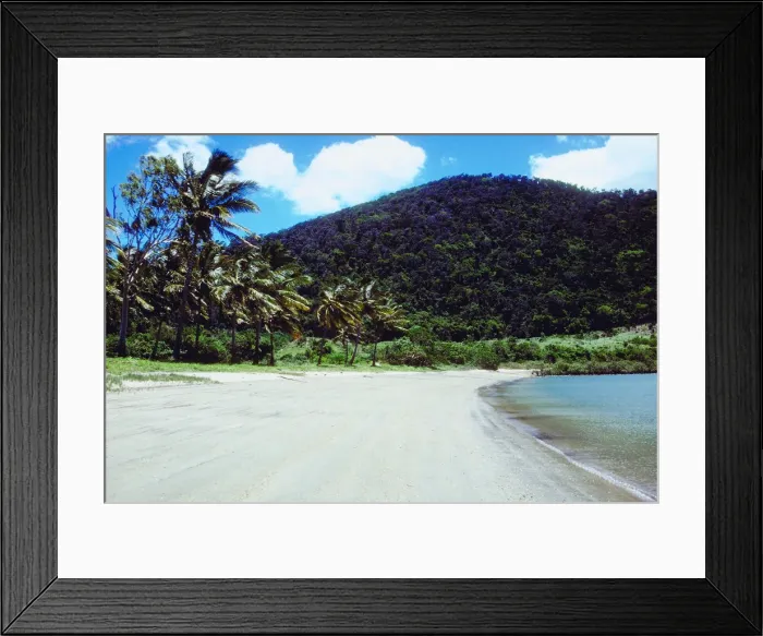 Framed Print : Deserted beach, Whitsunday Islands, Queensland Framed Print : Deserted beach, Whitsunday Islands, Queensland