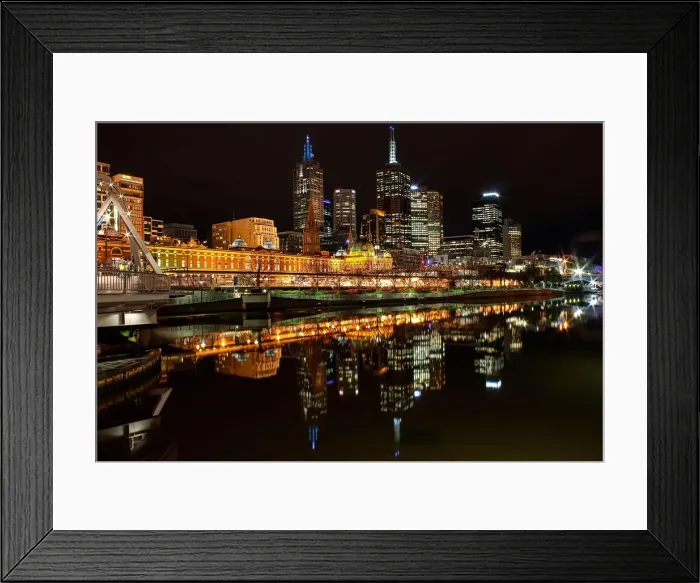 Framed Print : Flinders street station