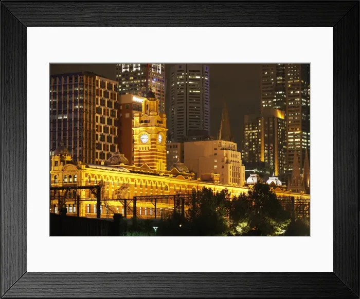 Framed Print : Australia, Melbourne, Flinders Street Station, illuminated, night