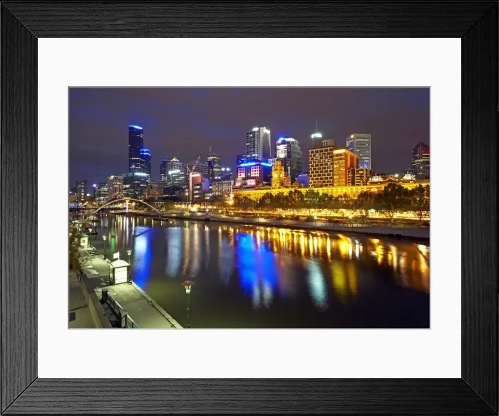 Framed Print : Australia, Melbourne cityscape and River Yarra, illuminated at night
