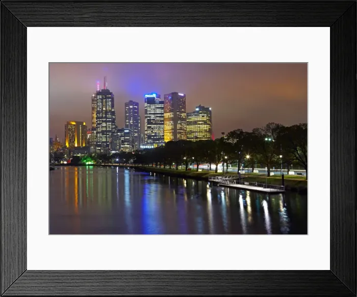 Framed Print : Australia, Melbourne, Yarra river and cityscape illuminated at dusk