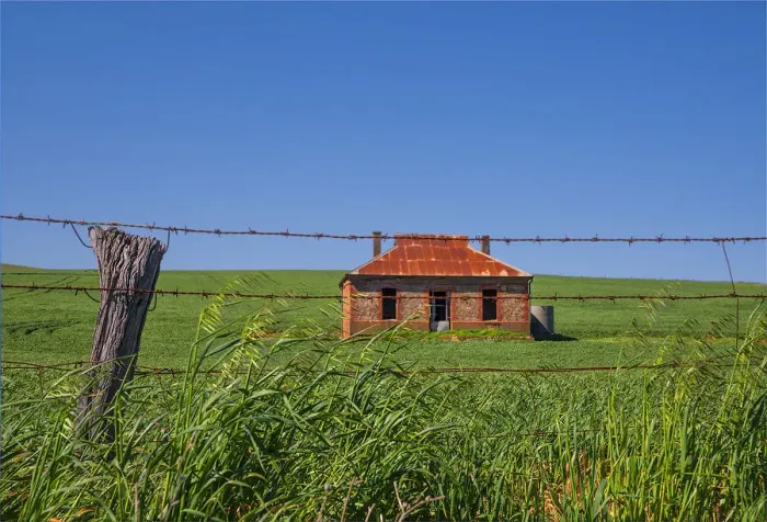 Framed Print : Abandoned farmhouse at Burra Framed Print : Abandoned farmhouse at Burra