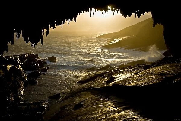 Admirals Arch, Australia, beauty, cave, cliff, danger, Kangaroo Island, ocean, sea