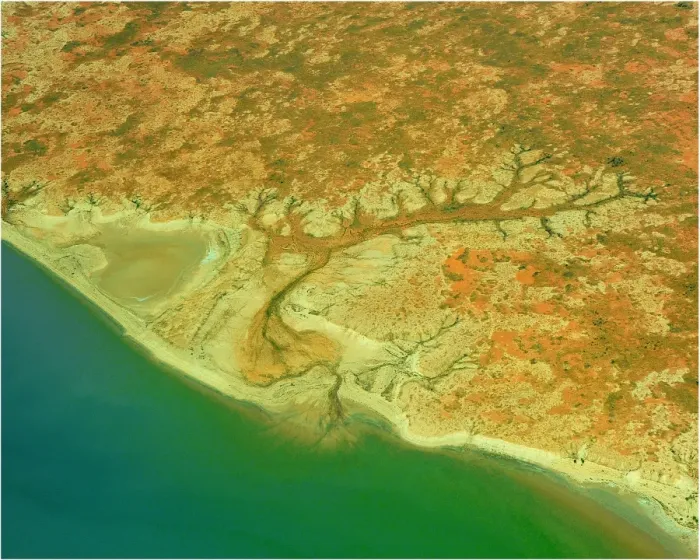 Framed Print : An Aerial view of the Australian outback in flood around Lake Eyre, showing the vibrant colours of the Landscape Framed Print : An Aerial view of the Australian outback in flood around Lake Eyre, showing the vibrant colours of the Landscape