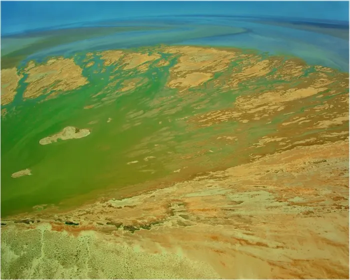 Framed Print : An Aerial view of the Australian outback in flood around Lake Eyre, showing the vibrant colours of the Landscape Framed Print : An Aerial view of the Australian outback in flood around Lake Eyre, showing the vibrant colours of the Landscape