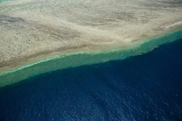 Framed Print : Aerial view of the Great Barrier Reef, UNESCO World Heritage Site, Queensland, Australia