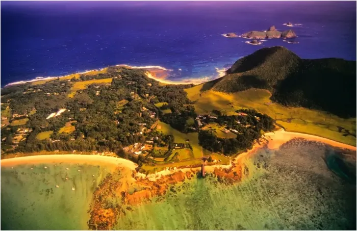 Framed Print : Aerial view of the lagoon on Lord Howe Island