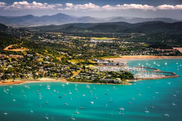 Framed Print : Airlie Beach Framed Print : Airlie Beach