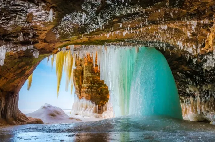 Framed Print : Apostle Islands Sea Caves Framed Print : Apostle Islands Sea Caves