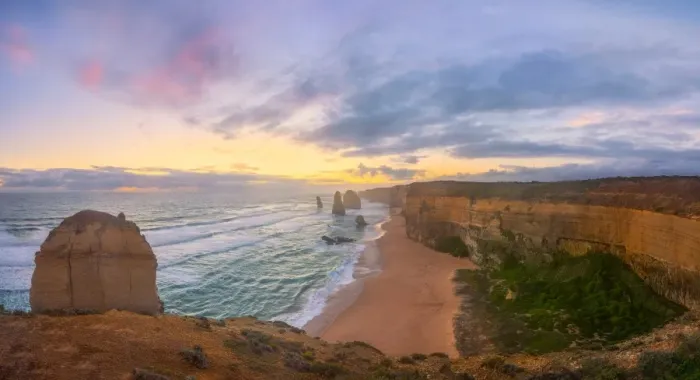 Framed Print : The Twelve Apostles, Great Ocean Road, Victoria Framed Print : The Twelve Apostles, Great Ocean Road, Victoria