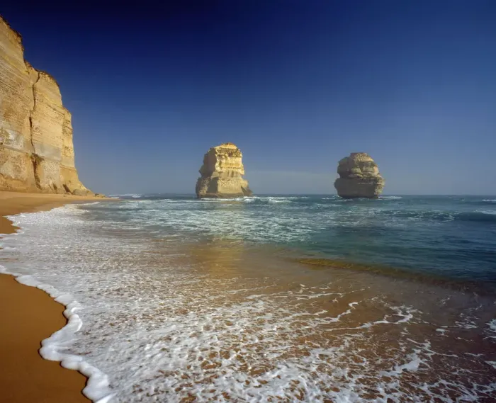 Framed Print : Twelve Apostles Sea Rocks, Australia Framed Print : Twelve Apostles Sea Rocks, Australia