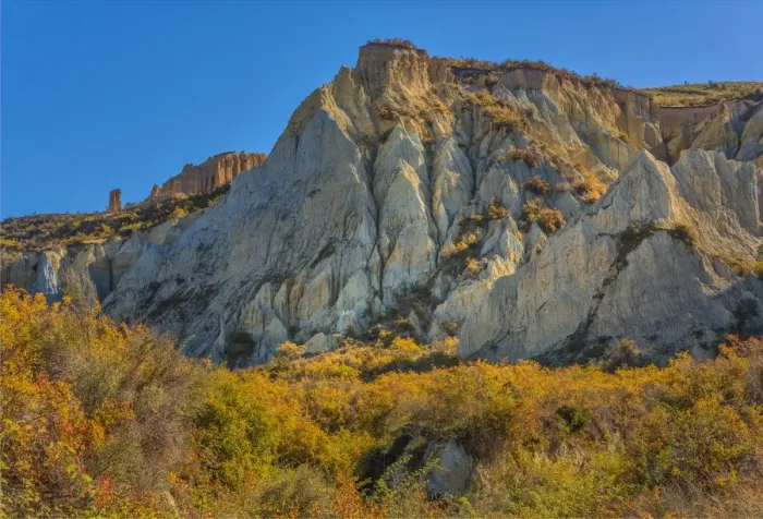 Framed Print : Autumn at the clay cliffs, Omarama, south Island of New Zealand
