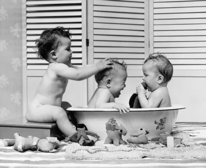 Framed Print : Three babies in wash tub, bathing