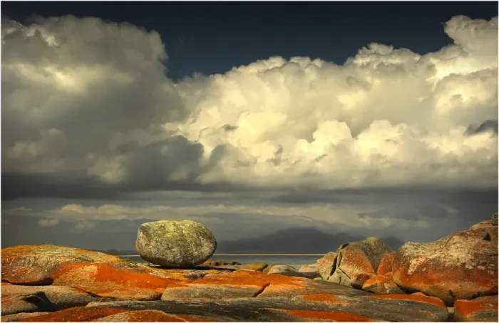 Framed Print : Balanced rocks at Sawyers Beach, Flinders Island, Bass Strait, Tasmania