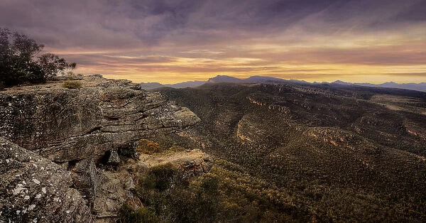 The Balconies (The Jaws of Death), Grampians National Park, Victoria, Australia