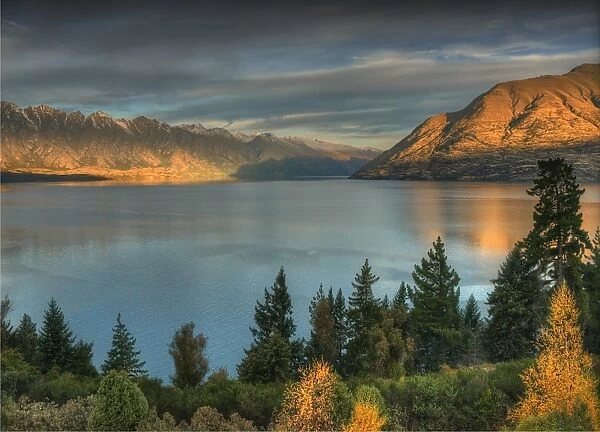 Beautiful lake Wakitipu, Otago, during the autumn season, south island, New Zealand