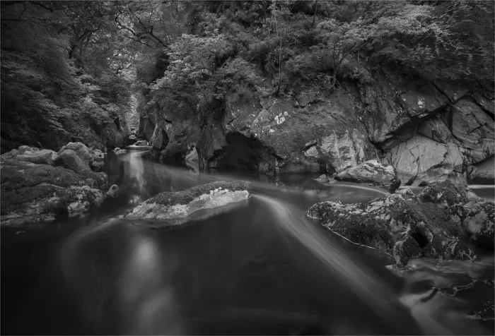 Framed Print : Betws-y-coed fairy glen with wonderful cascading waterfalls, rapids and fern grottos in northern Wales, United Kingdom