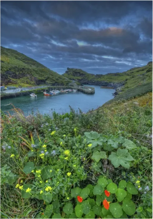 Framed Print : Boscastle Harbour, Cornwall, england Framed Print : Boscastle Harbour, Cornwall, england