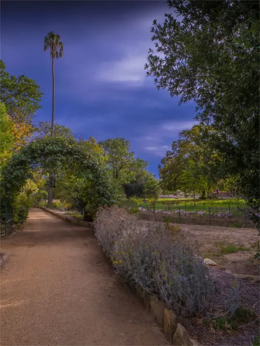 Framed Print : Botanical gardens in Autumn, in the town of St. Arnaud, the Wimmera district of Victoria