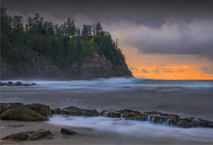 Framed Print : Breaking Surf Cemetery Bay