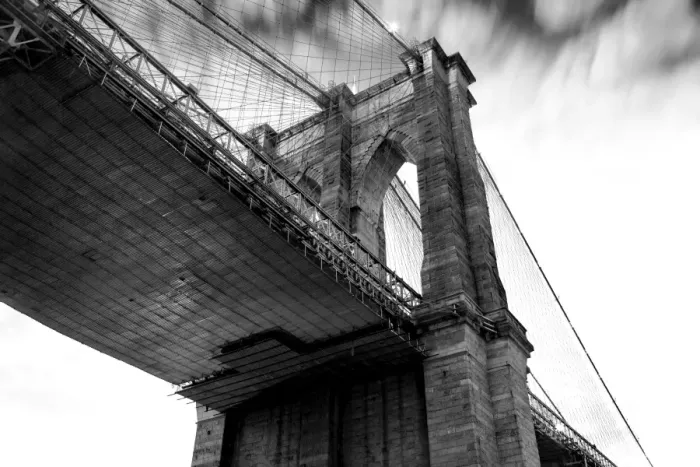 Framed Print : Brooklyn Bridge in black and white Framed Print : Brooklyn Bridge in black and white