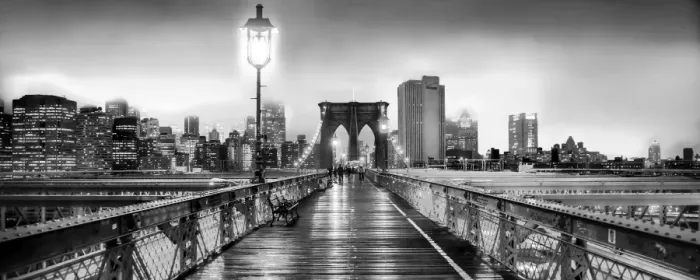Framed Print : Brooklyn Bridge and Manhattan skyline under heavy fog in black and white Framed Print : Brooklyn Bridge and Manhattan skyline under heavy fog in black and white