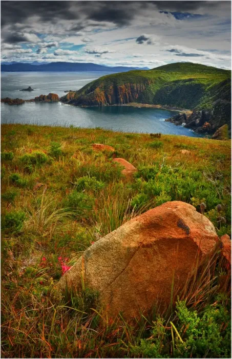 Framed Print : Bruny Island coastline, southern Tasmania, Australia Framed Print : Bruny Island coastline, southern Tasmania, Australia