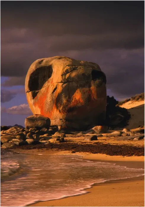 Framed Print : Castle Rock, Flinders Island, Bass Strait, Tasmania, Australia Framed Print : Castle Rock, Flinders Island, Bass Strait, Tasmania, Australia