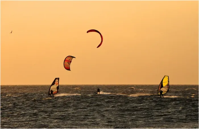 Framed Print : Catching the wind, Wind-surfing in Port Phillip bay, Melbourne, Victoria Framed Print : Catching the wind, Wind-surfing in Port Phillip bay, Melbourne, Victoria