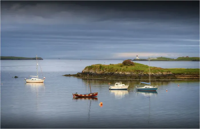 Framed Print : Coastal scene at Stornaway, Isle of Lewis, Outer Hebrides, Scotland