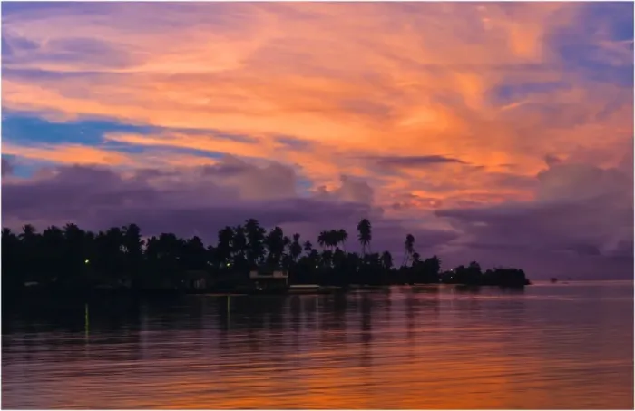Framed Print : Coastal twilight on The Island of Upolu, Western Samoa