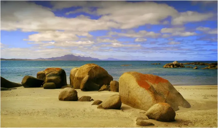 Framed Print : Coastline near Sawyers bay in an area called Lillies beach, which has beautiful lichen coloured boulders, Flinders Island, Bass Strait, Tasmania