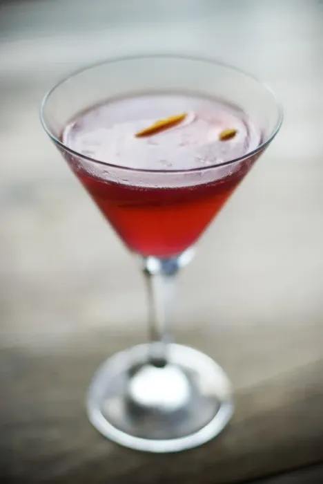 Framed Print : Cocktail. Cosmopolitan cocktail ready to drink, Sydney Framed Print : Cocktail. Cosmopolitan cocktail ready to drink, Sydney